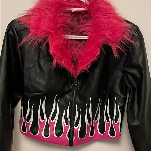 Women’s Bratz Pink Faux Fur/Black Jacket Size Small - Picture 2 of 8